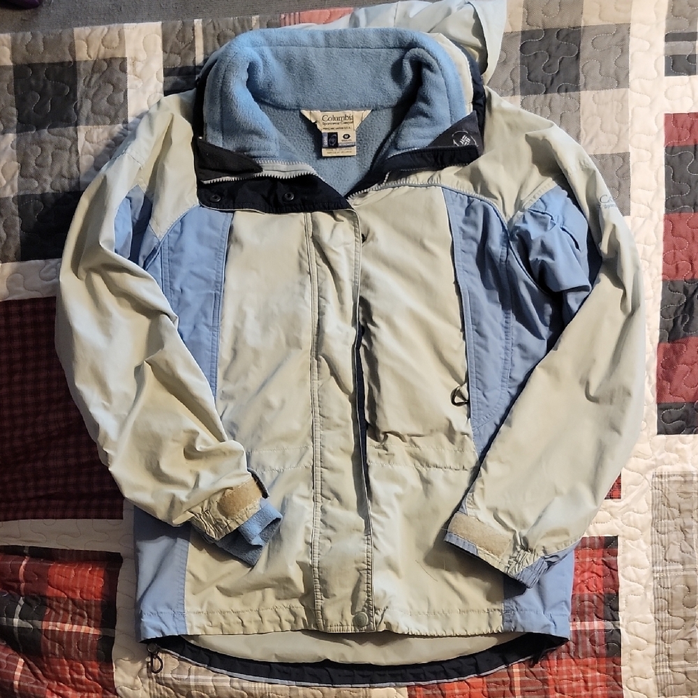 Columbia Light Blue and Gray Outdoor Jacket